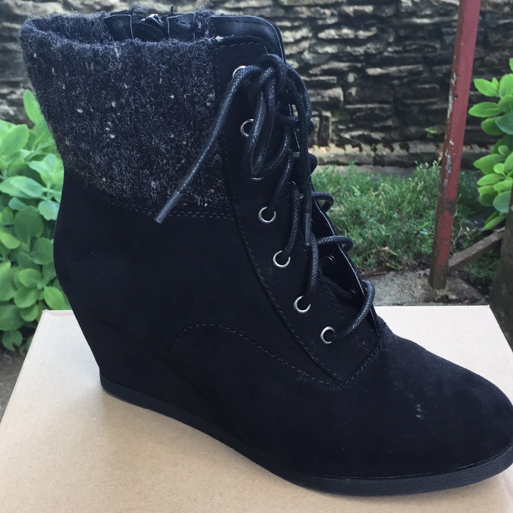 Black boot heels